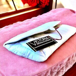 Victoria Needlework Vintage 70's White Quilted Clutch Bag New